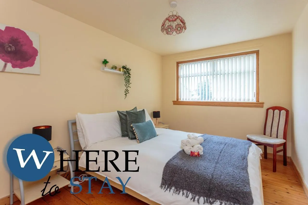 Lovely Apartment By The Hillwood Park-Free Parking Edinburgh